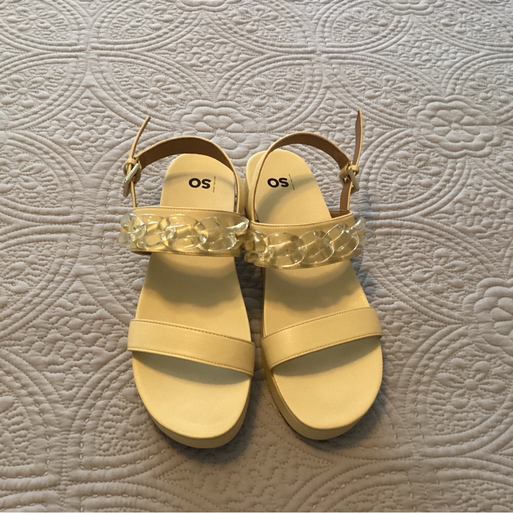Stylish Yellow Sandals with plastic Clear design. NWOT. Smoke/pet free home.